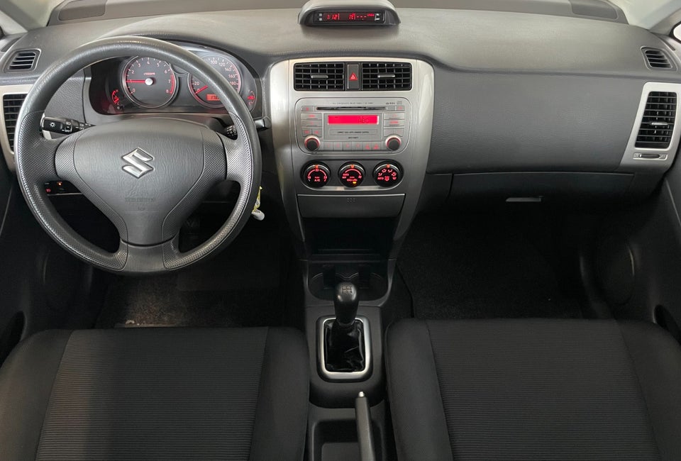 Suzuki Liana 1,6 GLX 5d