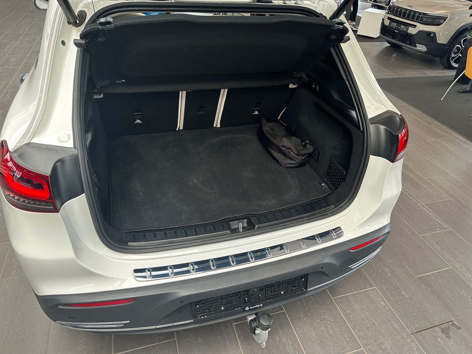 Mercedes EQA250 Progressive 5d
