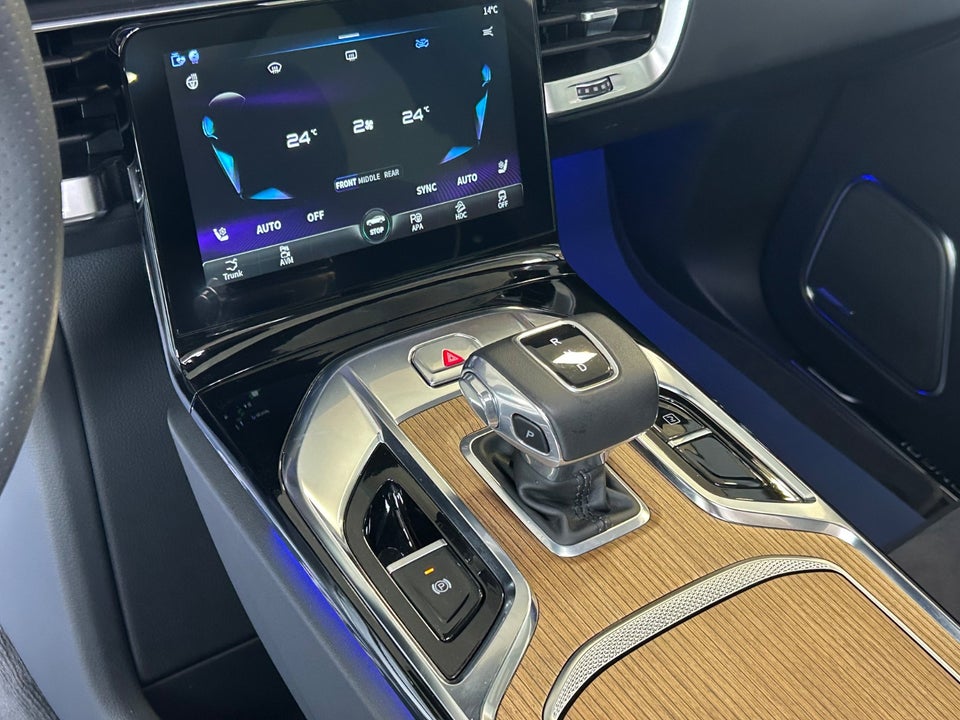 Hongqi E-HS9 99 Premium 5d