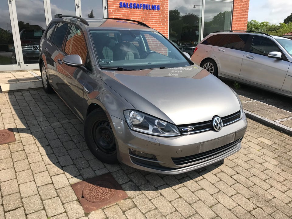 VW Golf VII 1,6 TDi 110 Style Variant BM 5d