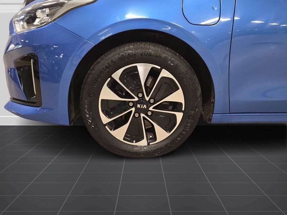 Kia Ceed 1,6 PHEV Upgrade Intro SW DCT 5d
