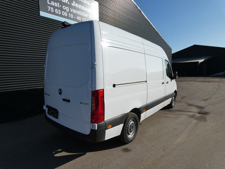 Mercedes Sprinter 317 2,0 CDi A2 Kassevogn PRO aut. RWD