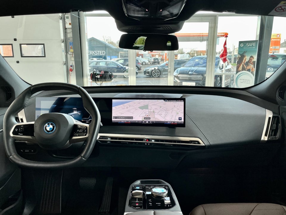 BMW iX xDrive40 Super Charged 5d