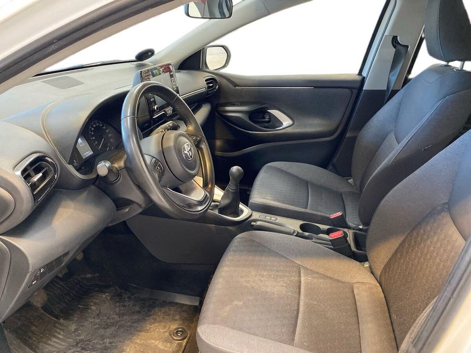 Toyota Yaris 1,0 Essential Comfort 5d