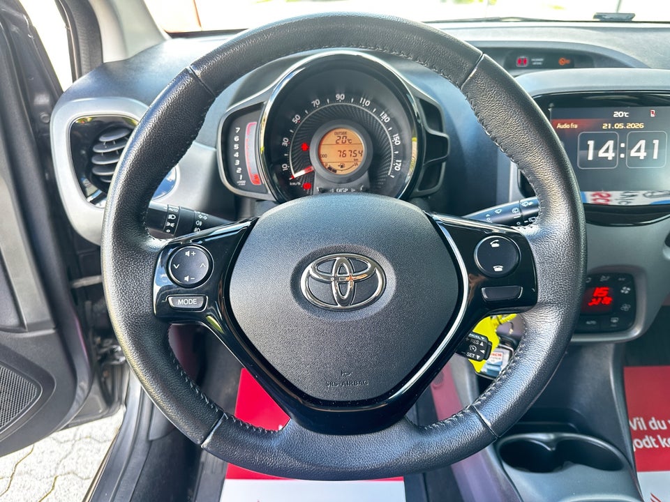 Toyota Aygo 1,0 VVT-i x-press 5d