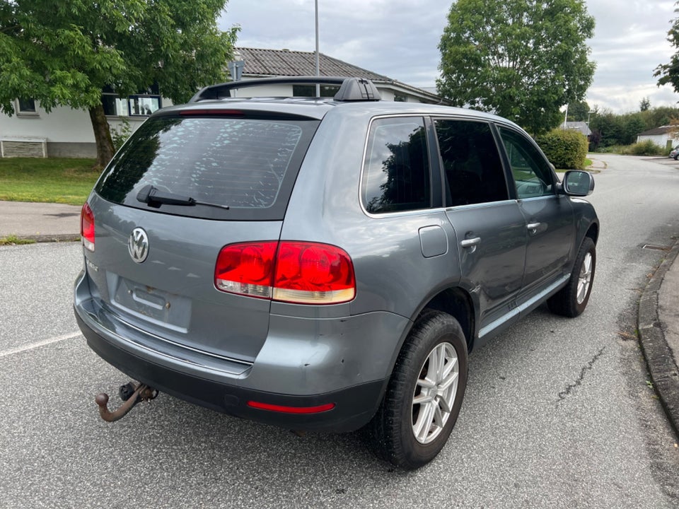 VW Touareg 2,5 TDi 4Motion Van 5d