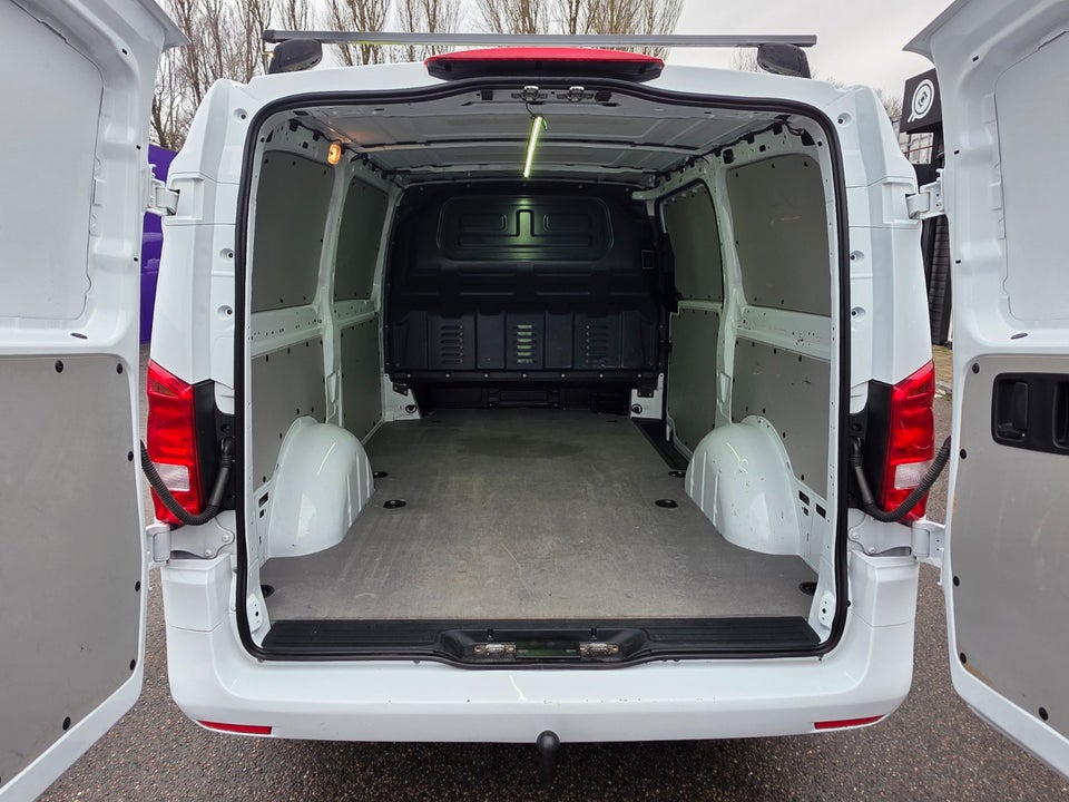Mercedes Vito 114 2,0 CDi Kassevogn aut. L RWD