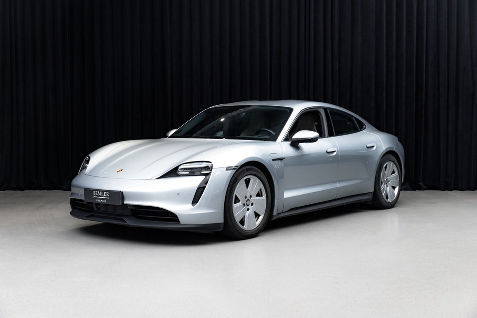 Porsche Taycan Performance+ 4d