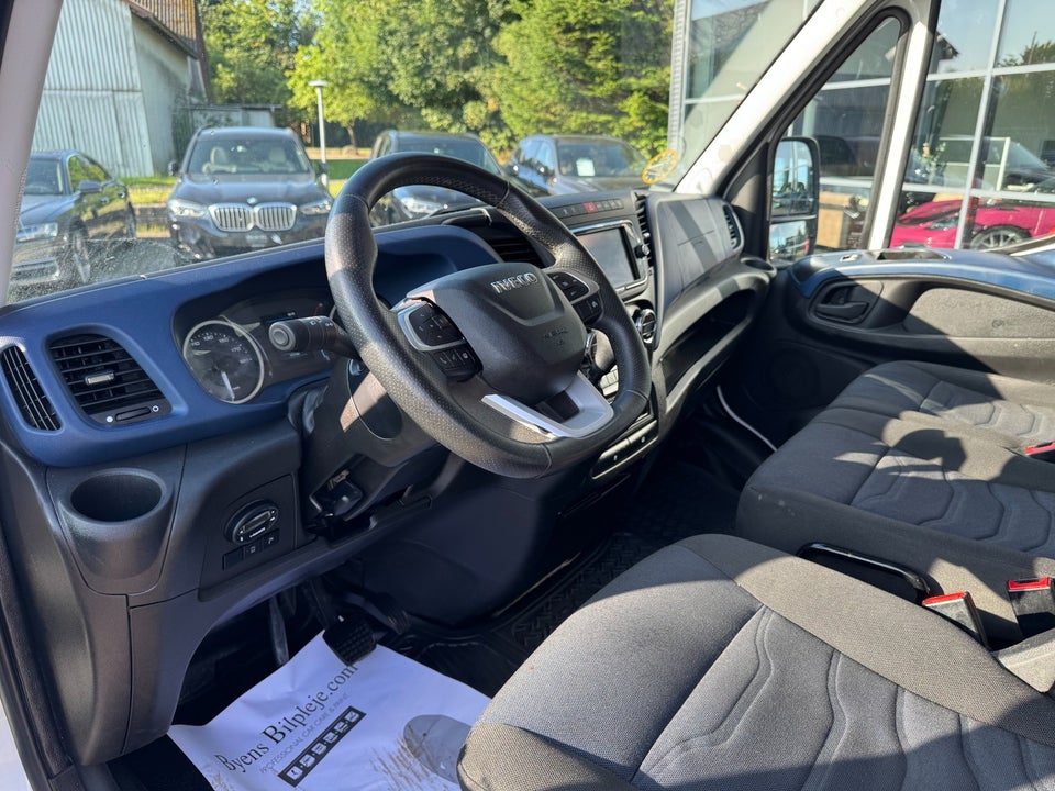 Iveco Daily 3,0 35C18 Db.Kab AG8 4d
