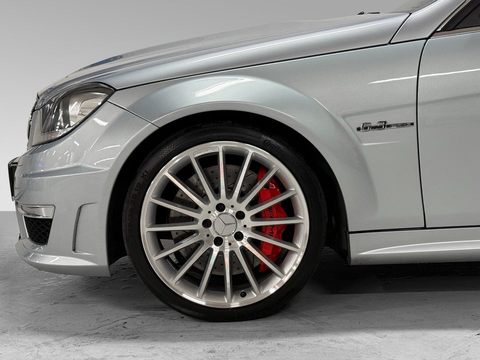 Mercedes C63 6,3 AMG Performance stc. aut. 5d