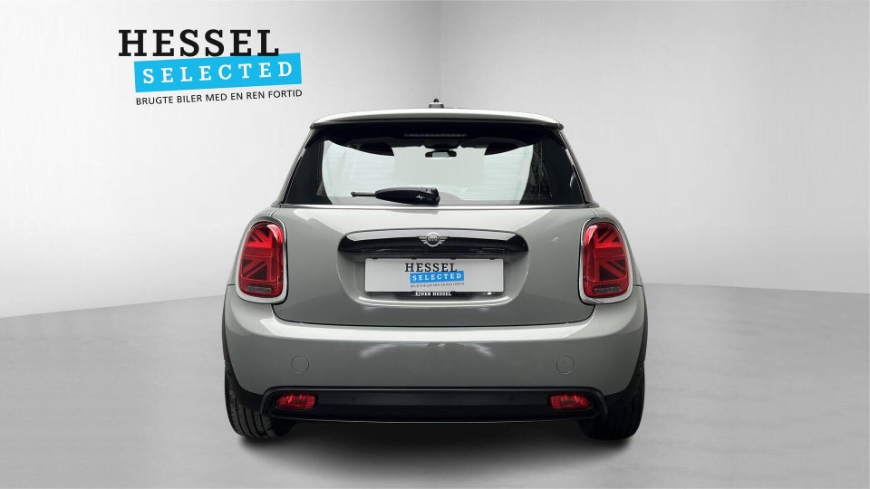 MINI Cooper SE Essential 3d