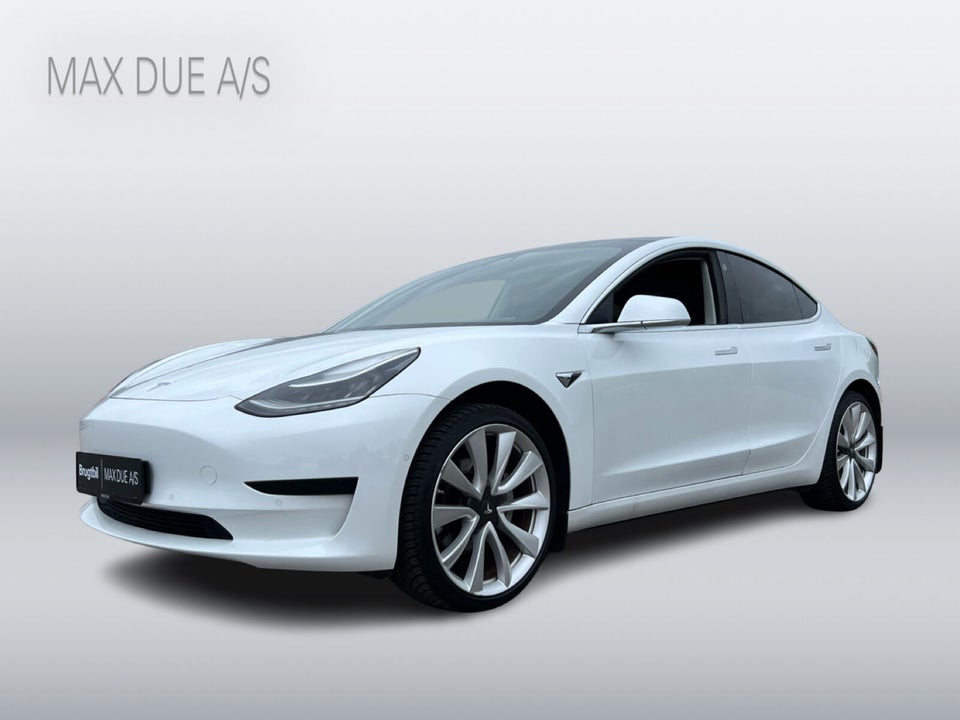 Tesla Model 3 Standard Range+ RWD 4d