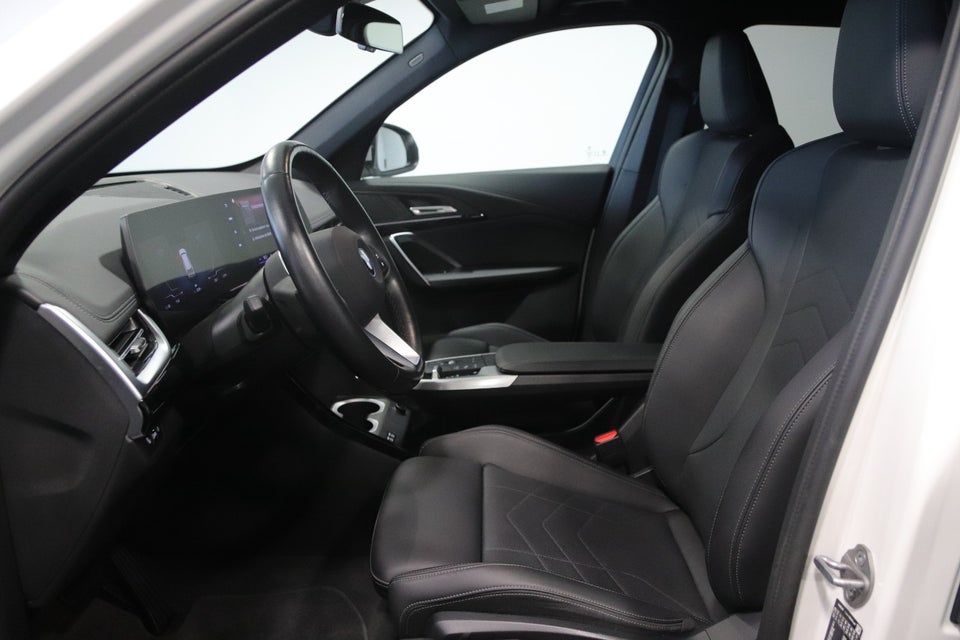 BMW iX1 xDrive30 X-Line 5d