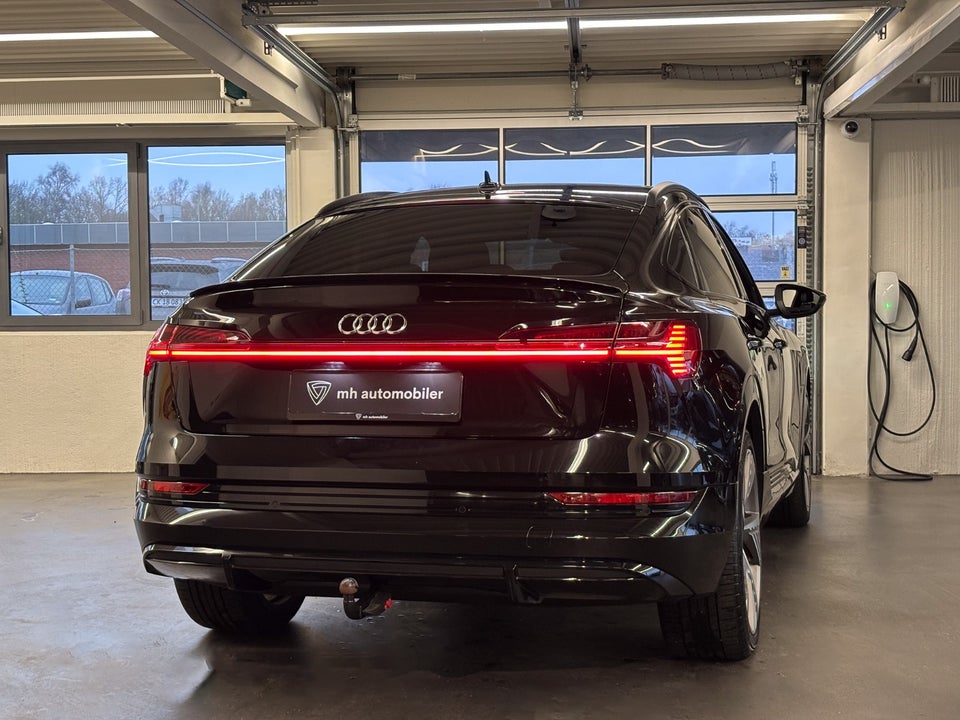 Audi e-tron 55 S-line Sportback quattro 5d