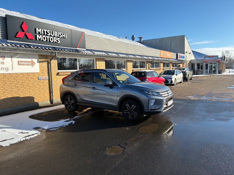 Mitsubishi Eclipse Cross 1,5 T 163 Invite+ 5d