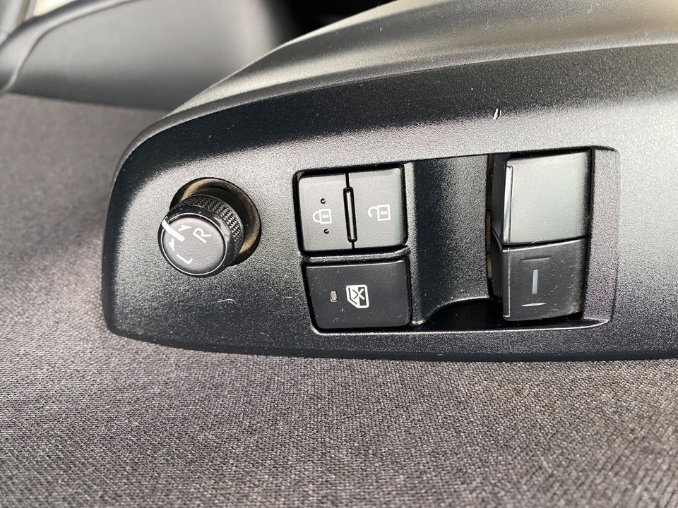 Toyota Yaris 1,0 Essential Comfort Van 5d