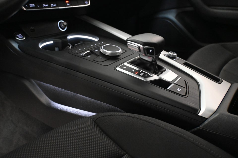 Audi A4 2,0 TFSi 190 Edition plus Avant S-tr. 5d