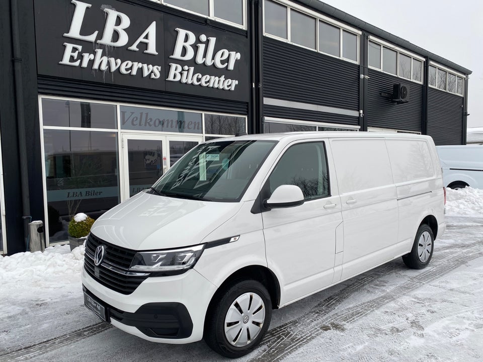 VW Transporter 2,0 TDi 150 Kassevogn DSG lang