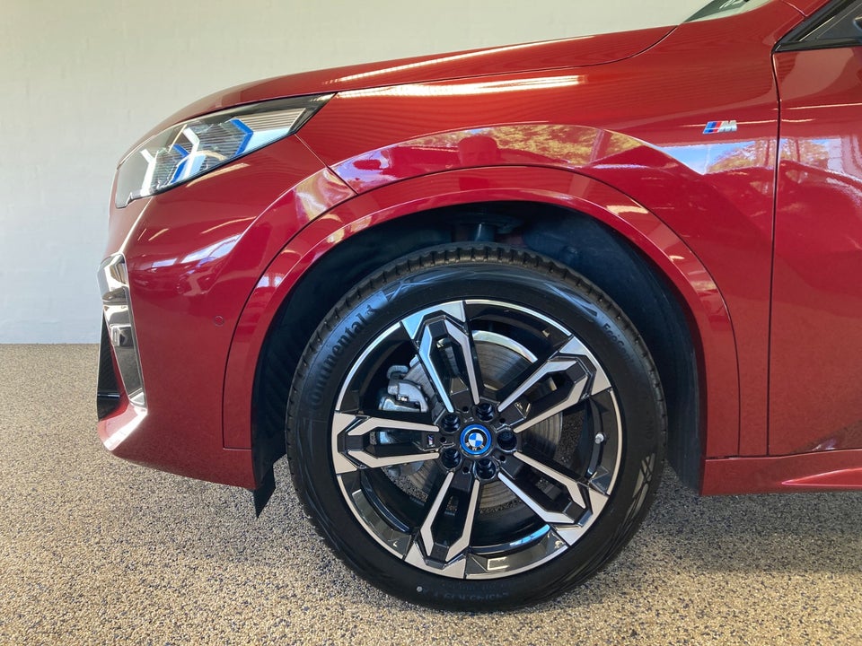 BMW iX2 xDrive30 M-Sport 5d