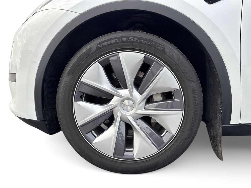 Tesla Model Y Long Range AWD 5d