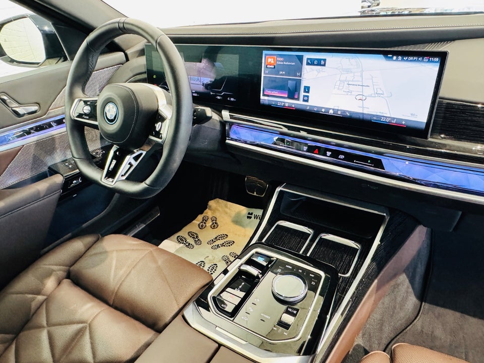 BMW i7 eDrive50 M-Sport 4d