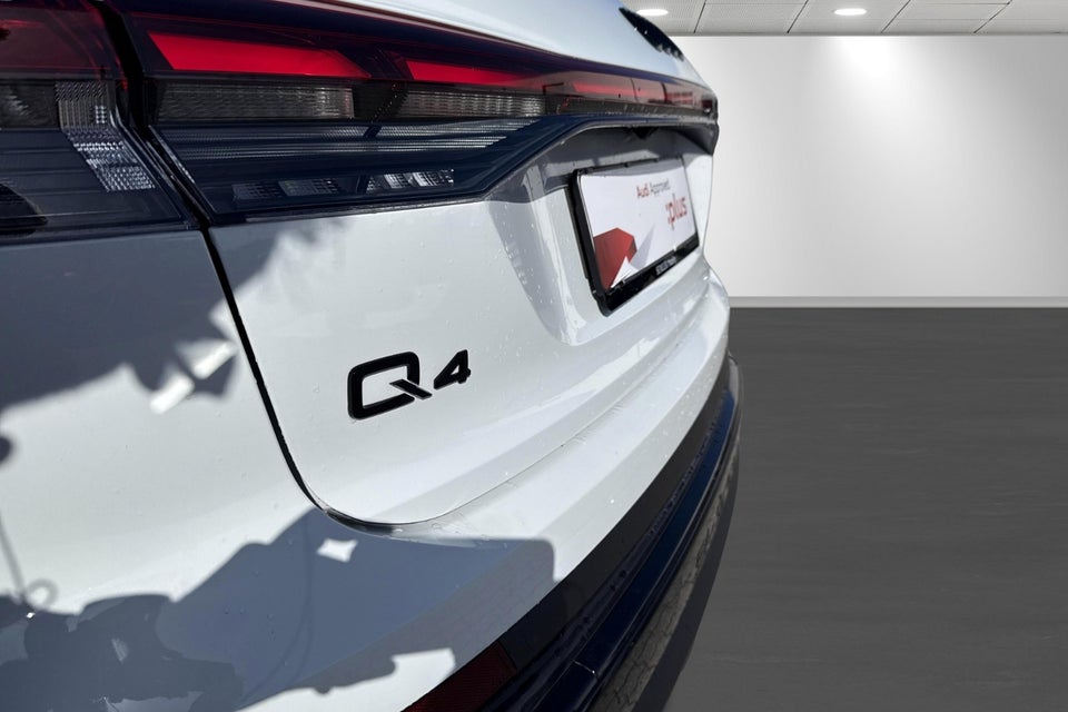 Audi Q4 e-tron 45 Ultra quattro 5d
