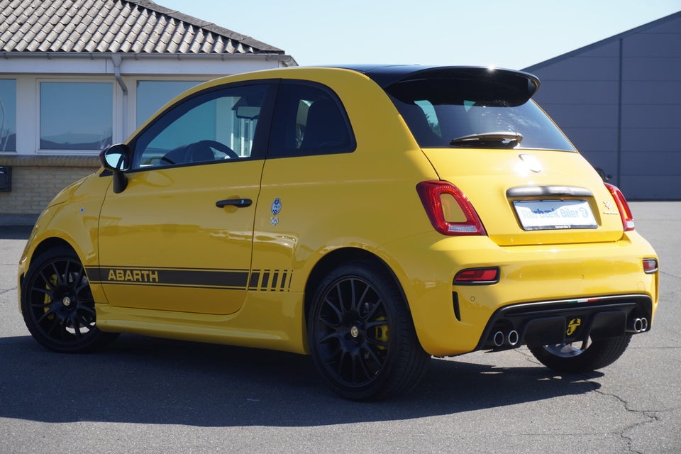 Abarth 595 1,4 T-Jet 180 70th Esseesse 3d