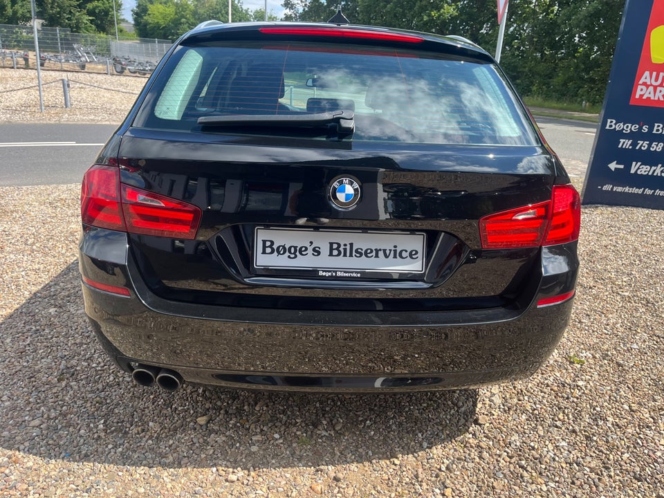 BMW 520i 2,0 Touring 5d