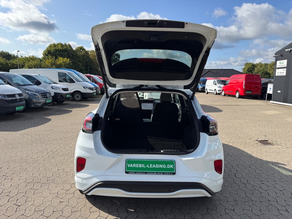 Ford Puma 43 Gen-E Select Van 5d