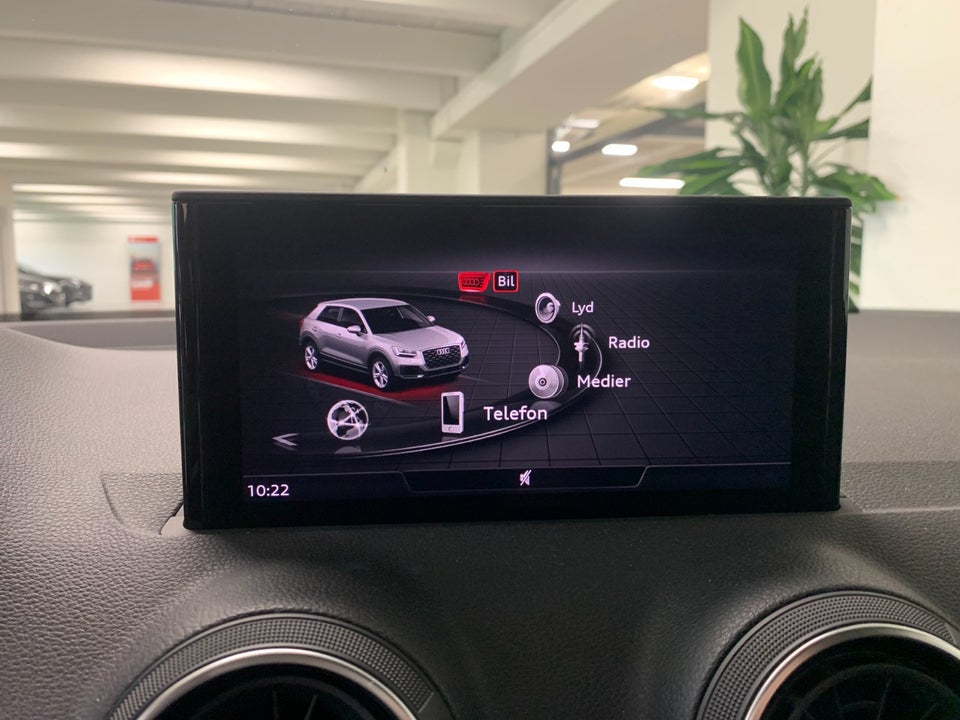 Audi Q2 35 TFSi Prestige S-tr. 5d