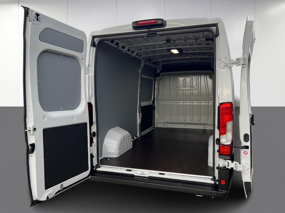 Toyota ProAce Max 2,2 D 180 Comfort Master Kassevogn L3H2 aut.