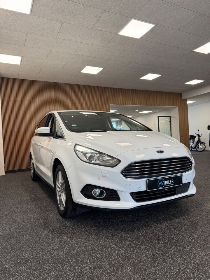 Ford S-MAX 2,0 TDCi 180 Titanium aut. 7prs 5d