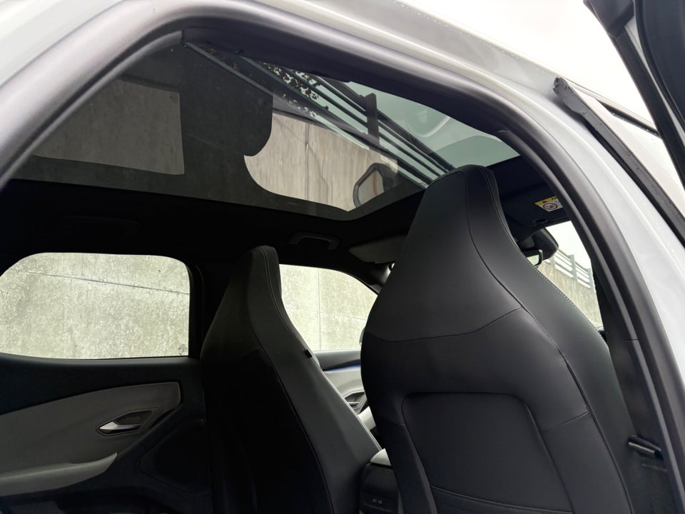 Ford Capri 82 Premium Extended Range 5d