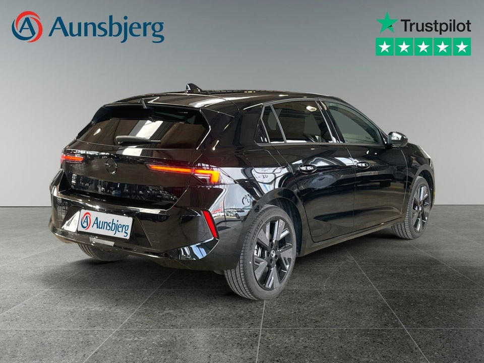 Opel Astra-e 54 GS 5d