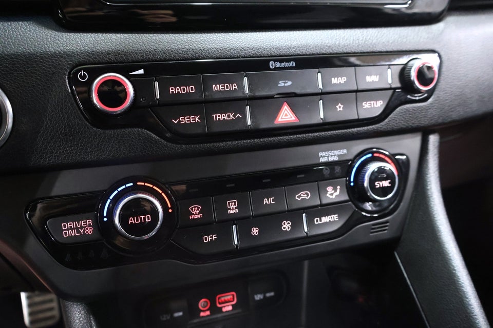 Kia Niro 1,6 PHEV Advance DCT 5d