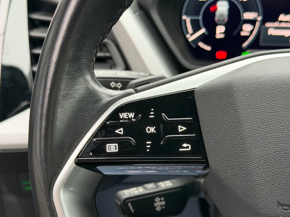 Audi Q4 e-tron 40  5d