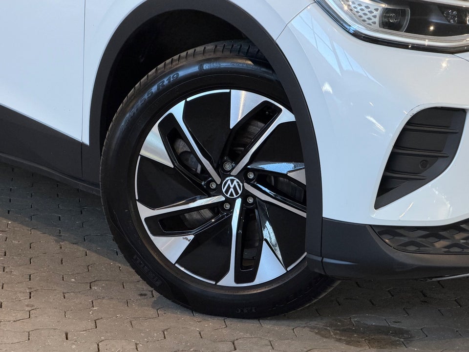 VW ID.4 77 Pro Performance Tech 5d