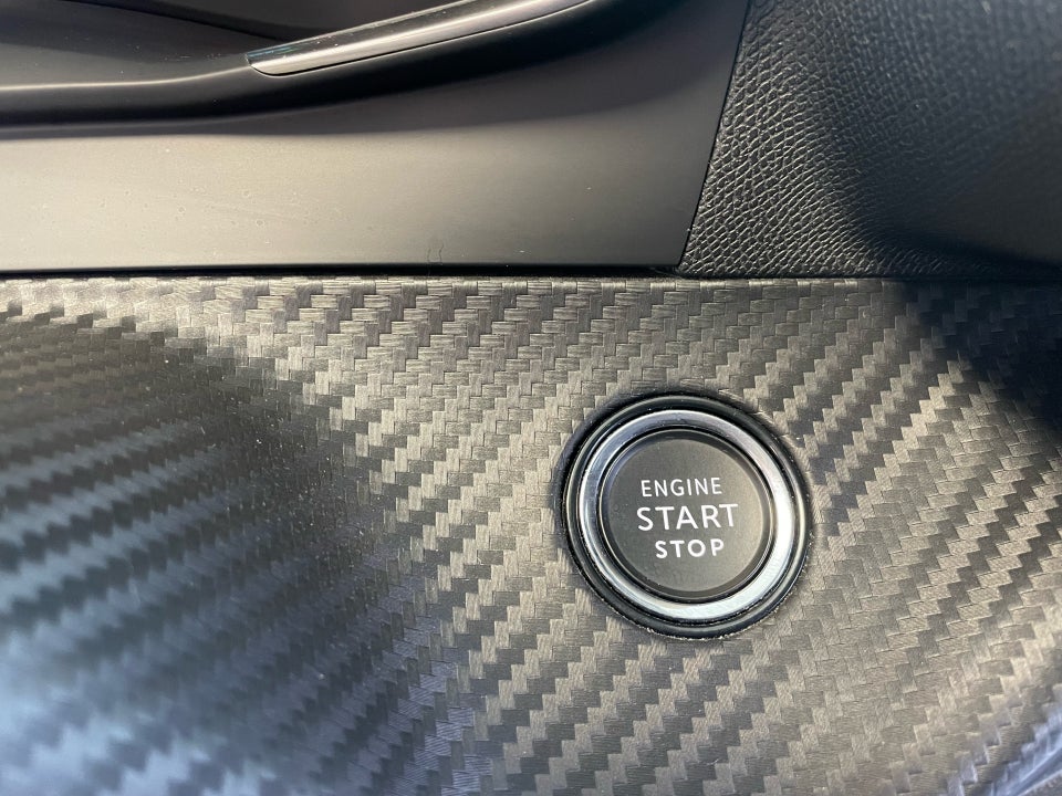 Peugeot e-208 50 Style 5d