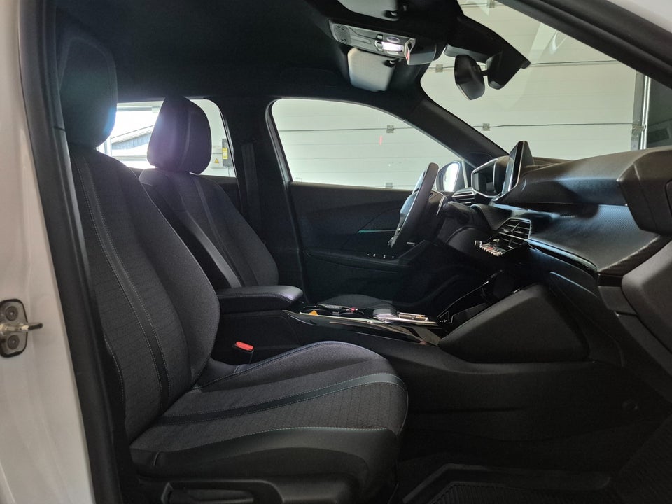 Peugeot 2008 1,2 PureTech 130 Allure EAT8 5d