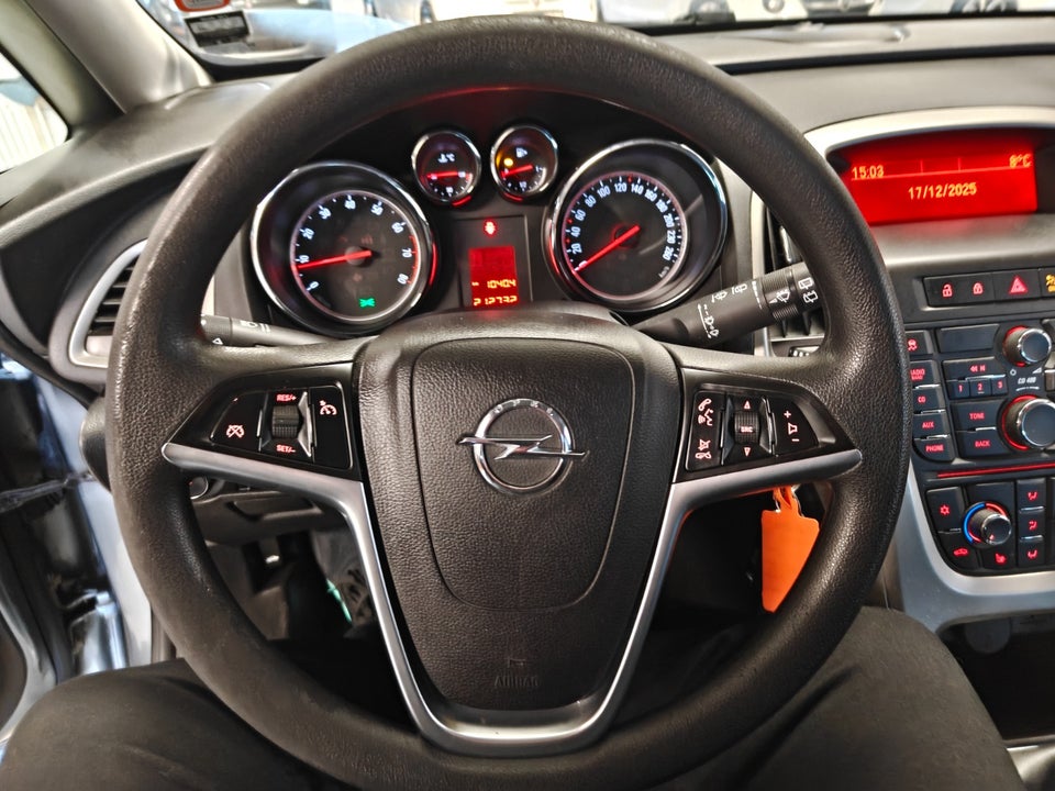 Opel Astra 1,4 T 140 Sport 5d