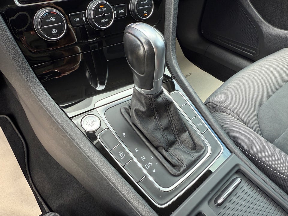 VW Golf VII 1,5 TSi 150 Highline DSG Van 5d
