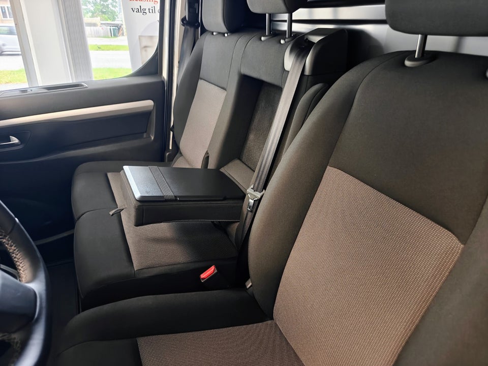 Peugeot Expert 2,0 BlueHDi 144 L3 Premium Van