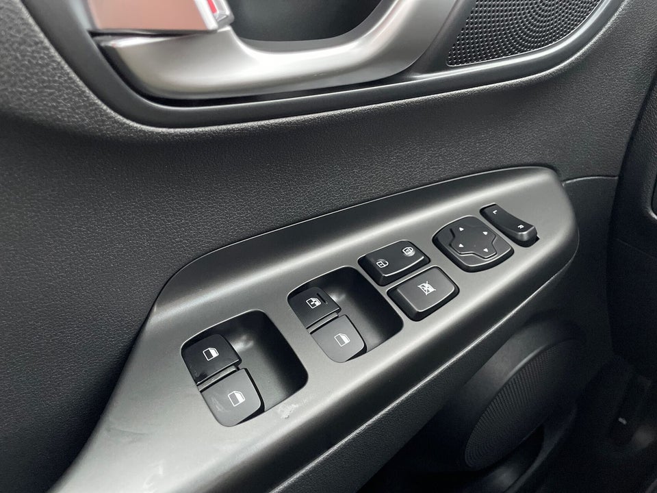 Hyundai Kona 39 EV Select 5d
