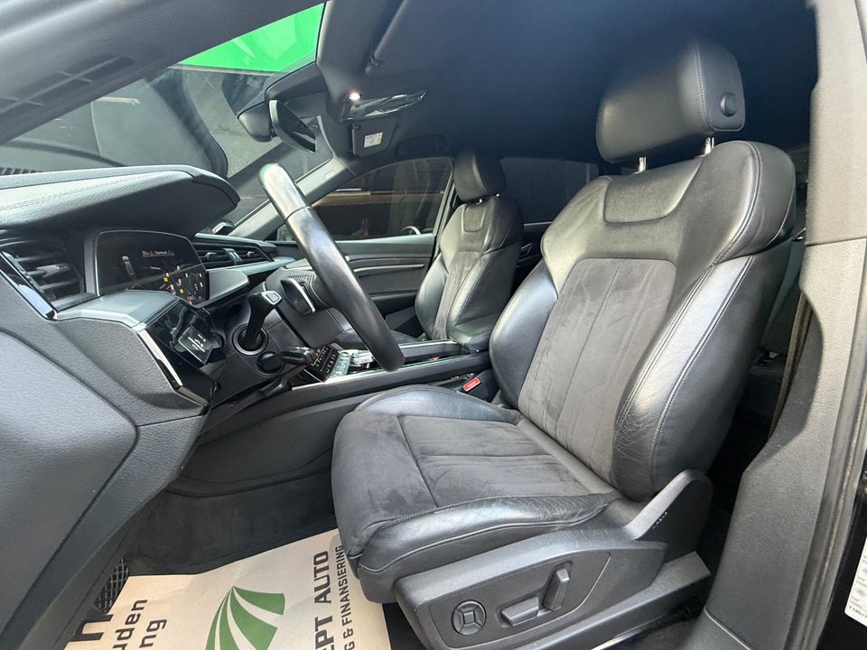 Audi e-tron 55 Advanced quattro 5d