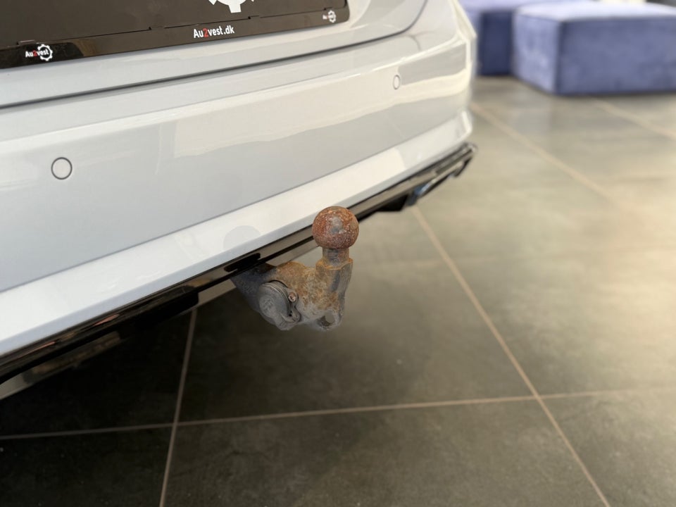 VW Golf VII 1,5 TSi 150 R-line Variant DSG 5d