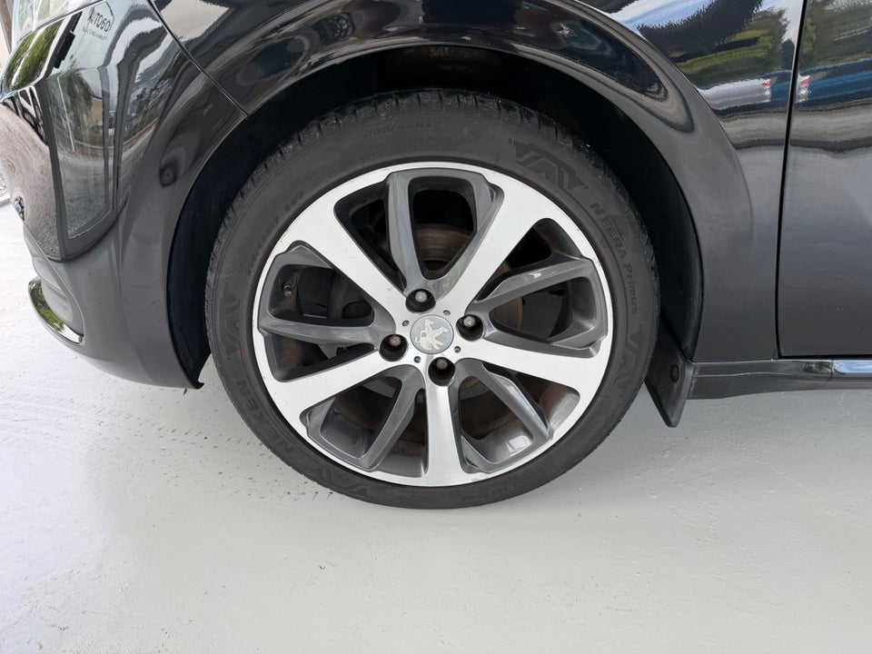 Peugeot 208 1,6 BlueHDi 100 Envy 5d