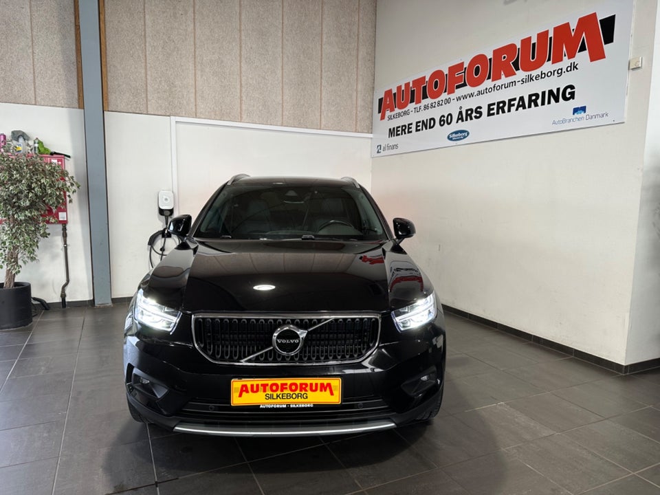 Volvo XC40 2,0 D4 190 Momentum aut. AWD Van 5d