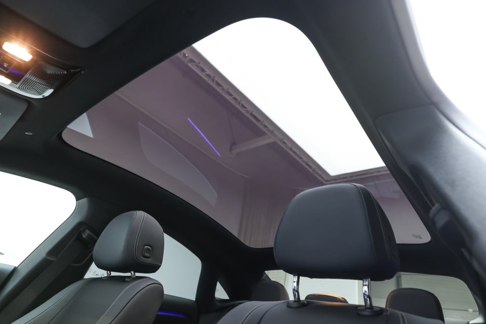 Mercedes CLA350 EQ Progressive Premium 4Matic 4d