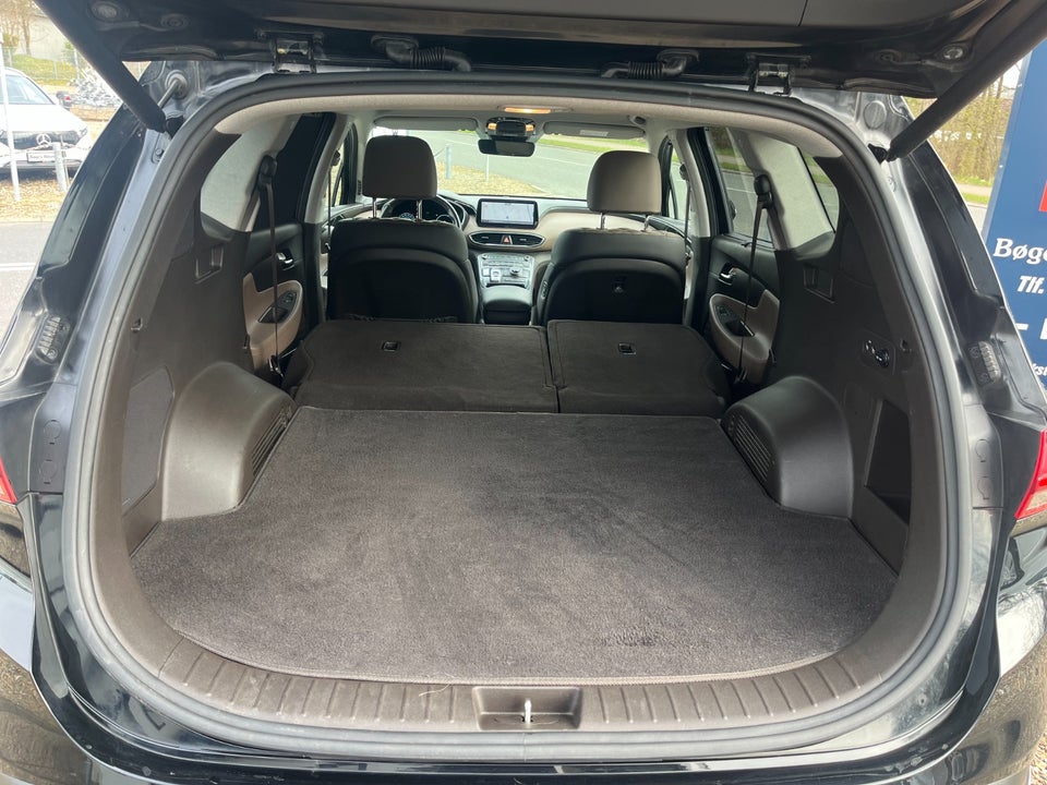 Hyundai Santa Fe 1,6 PHEV Executive aut. 4WD 5d