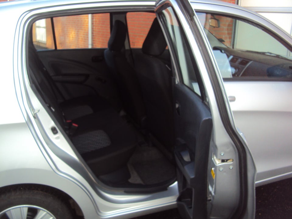 Suzuki Celerio 1,0 Dualjet Club 5d